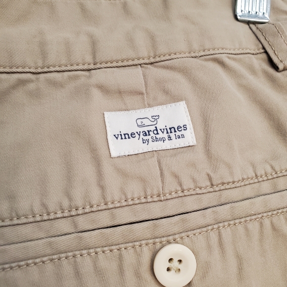 Vineyard Vines Mens Size 33 Light Khaki 100% Cotton Chino Club Shorts - Picture 3 of 6